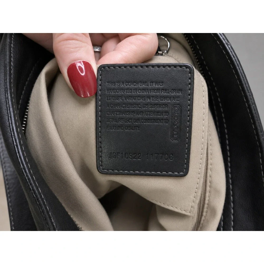C212 Coach Zoe shoulder bag